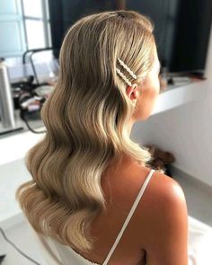 Wedding Reading, Hollywood Hair, Bridesmaid Hair Makeup, Wedding Hair Ideas, Long Hair Wedding Styles, Wedding Hair Makeup