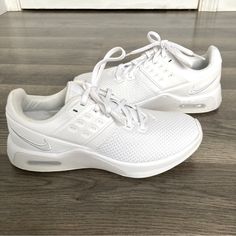 Absolutely Perfect Condition, Brand New. Never Worn By Me Or Previous Seller, Only Tried On Briefly. These Are Gorgeous But Run Small So I Can’t Wear Them. Best For Size 6-6.5 Nike Shoes Women Workout, Bella Shoes, Nike Air Huarache Women, Nike Air Vapormax 2019, Running Sneakers Women, Shoes Nike Air, Nike Waffle, Lightweight Running Shoes, Women Workout