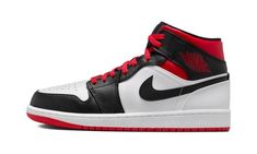 Air Jordan 1 Mid BQ8426 106 Zapatillas Nike Air Force, Logo Wings, Red Wing Logo, White Forces, Shoe List, Air Jordan 1 Mid White, Air Jordan 1 Mid Black, Bmx Street, Gifts For Teenagers