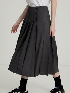 This is a clean and trendy skirt by LESAVOIR that is made out of high quality and sturdy material. With distinctive mood of the design and comfortable wear, you can style it for your feminine outfit.- Side button detail- Pleats detail with classic look- Clean and feminine mood Gray Flared Flowy Skirt, Office Midi Length Pleated Bottoms, Gray Flowy Flared Skirt, Gray Knee-length Formal Skirt, Modern A-line Skirt For Work, Elegant Gray Lined Pleated Skirt, Elegant Gray Pleated Lined Skirt, Formal Gray Knee-length Skirt, Elegant Fitted Gray Pleated Skirt