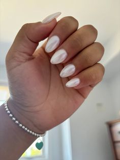 #acrylic #nailsoftheday #whitechrome #biogel #girls #cleangirl White Nails For The Beach, Chrome White Nails With Design, Simple Milky Nails, Milky White Natural Nails, Icy White Nails, Nyc Inspired Nails, White Chrome Nails Coffin, Basic Nail Designs Simple, Cotton Candy Chrome Nails