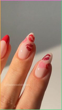 Quick Nail Art, Gel French Manicure, Valentine Nail Art, Kiss Nails, Romantic Nails, Red Nail Designs, Pink Nail, Simple Nail Designs