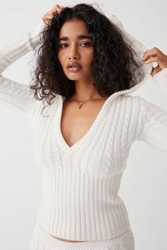 Evermore Cable Cloud Knit Sweater - Dark Pearl 50th Birthday Dress Ideas, Back To School Tops, Hot Black Dress, Lace Blouse Styles, Low Waist Shorts, Date Night Outfit Summer, Tight Leather Pants, Cropped Pullover, Christmas Swags