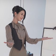 Seo Yeji, Ye Ji, Indian Designer Outfits, Korean Actress, Kpop Outfits, Kpop Fashion, Elegant Outfit