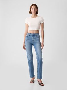 High Rise ’90s Straight Jeans | Gap Straight High Waisted Jeans, 90s Straight Jeans, 90s Fits, Jeans Look, Jeans For Women, High Waisted Jeans, Pocket Jeans, Light Wash Denim, Light Denim