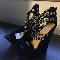 Brand New Just Fab Shoes Never Worn After 4 Surgeries In The Last Year Back ..2 Hip And Knee I Am Disabled And Can't Ever Wear Heels Again ..My Loss Your Gain ... Party High Heels, Platform Wedges Shoes, Extreme High Heels, Fab Shoes, Gorgeous Heels, Just Fab Shoes, Pirate Woman, Platform Sandals Heels, Pink Shoes