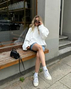 Spring And Fall, Autumn Fashion, Summer Outfits, Ootd, Lifestyle, My Style, Instagram Photos, Photo And Video