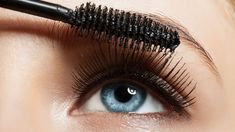 How To Apply False Eyelashes For Beginners - Stonegirl Mascara Telescopic, Lashes Grow, Make Up Mata, Applying Mascara, Permanent Eyelashes, Maybelline Mascara, Lashes Extensions