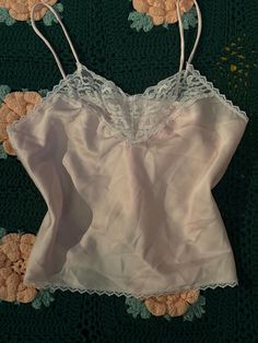 Adorable vintage top. Size- 10/12 (large) made in USA. Dainty pink with white lace details. Cropped. Great vintage condition! 80s Coquette, Pink Lace Lingerie, Lace Lingerie Top, Lingerie Coquette, Womens Lingerie, Lingerie Top, Coquette Pink, Rose Vintage, Lace Lingerie