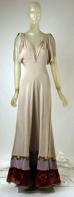 Evening Dress Madeleine Vionnet, 1938 The Metropolitan Museum of Art Paris Date, Vintage Fashion 1930s, Madeleine Vionnet, 1930 Fashion, 1930s Dress, 30s Fashion, Bias Cut Dress, French Fashion Designers, Retro Mode