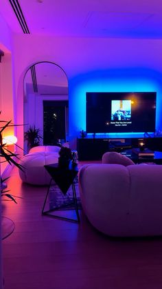 Cozy Dreamy Living Room, Apartment Ambient Lighting, Ambient Lighting Apartment, Living With Boyfriend Apartment, 20 Year Old Apartment, Led Light Apartment, Nice Apartment Aesthetic, Ambiance Lighting Living Room, Led Apartment Aesthetic