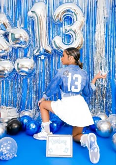 13th Birthday Photo Shoot Ideas, Picture Ideas Birthday, 13 Birthday Picture Ideas, Birthday Picture Ideas, Birthday Photo Shoot Ideas, Sweet 16 Pictures, Birthday Outfit For Teens, Sweet 16 Photos, 13 Birthday Cake