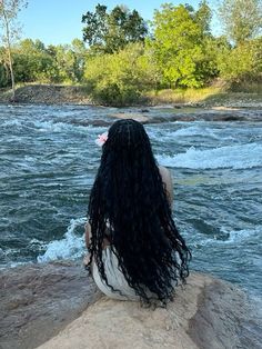 𓆝 princess nicasia aesthetic; the folk of the air Mermaid Aesthetic Black Women, Mermaid Aesthetic Hairstyle, Mermaid Hair Black Women, Beach Goddess Aesthetic, Siren Aesthetic Black Woman, Mermaidcore Black Women, Siren Black Women, Mermaid Core Black Woman, Mermaid Astethics