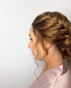 19 Gorgeous Braided Updo Hairstyles You Must Try