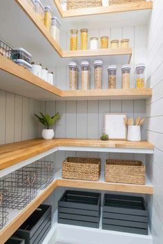 Pantry Colors Walk In, Garde Manger Walk In, Shelves For Pantry, Neatly Living, Stairs Pantry, Under Stairs Pantry, Pantry Renovation, Pantry Closet Design