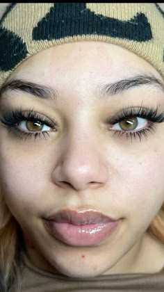 Eyelash Technician, Cat Eye Lash, Eyelash Extensions Styles, Makeup For Black Skin