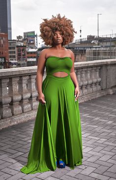 Dress Code Guide, Curvy Boho, Strapless Dress Hairstyles, Brunch Outfits, Application Icon, Sassy Outfit, Dress Hairstyles, Green With Envy