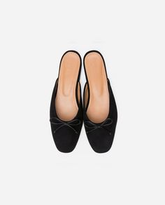 Malva Black suede – Flattered Naturalizer Shoes, Clean Shoes, Goat Leather, Fall Shoes, Ballerinas, Mule, Black Sandals, Loafer Shoes, Black Suede