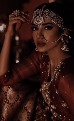 Indian Bridal Aesthetic Photography, Tamil Culture Aesthetic, Bridal Shoot Poses Indian, Indian Bride Aesthetic, Royal Indian Aesthetic, Onepiece Fashion, Indian Wedding Aesthetic, Indian Royalty, Indian Bride Poses