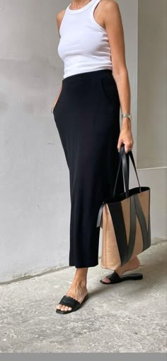 Minimal Chic Style, Mama Style, Weekend Outfit, Spring Summer Outfits, Look Chic, Minimal Fashion, Outfits Casuales, Look Fashion