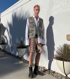 Man Coachella Outfit, Mens Coachella Outfits 2023, Music Festival Outfits Masc, Men Music Festival Outfit, Boy Festival Outfit, Men’s Festival Fashion, Mens Rave Outfits Men Music Festivals, Men Coachella Outfits, Festival Fits Men