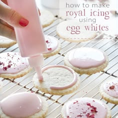 Desserts With Egg Whites, White Royal Icing Recipe, Egg White Royal Icing, Royal Icing With Egg Whites, Egg White Icing, Cream Of Tartar Recipe, Drop Sugar Cookie Recipe, Icing Recipe For Cake, Royal Icing For Cookies