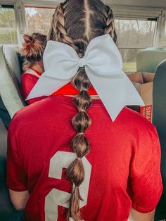 Cute Cheer Hairstyles, Hairstyles Athletic, Soccer Hairstyles, Track Hairstyles, Basketball Hairstyles, Softball Hairstyles, Cheerleading Hairstyles, Cheer Hair