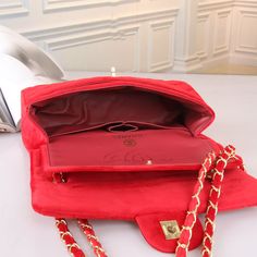 Bags with the best quality and the most reasonable prices for you. Holiday Bag, Rebecca Minkoff Mac, Kate Spade Crossbody, Rebecca Minkoff, Kate Spade, Good Things