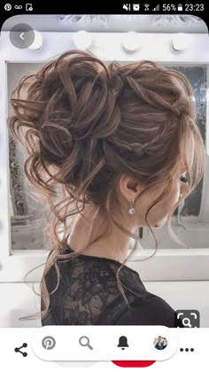 Summer Wedding Hairstyles, Messy Hair Updo, Romantic Updo, Messy Updo, Night Gowns, Wedding Hair Inspiration, Elegant Look, Chic Hairstyles, Penteado Cabelo Curto