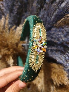 Beautiful Beaded Jewelry, Chic Headband, Bead Hair Accessories, Wire Jewelry Designs, Women's Headwear, Crystal Headband, Handmade Wire Jewelry, Hair Beads, Embroidery Projects