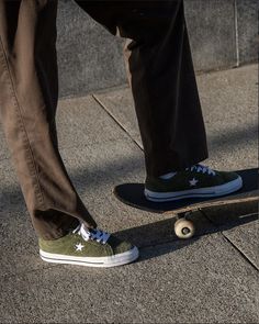 Skateboard Outfit, Shoe Rotation, Skateboard Outfits, Collection Ideas, One Star, Sneakers Men Fashion, Photo Dump, Men Fashion, On Shoes