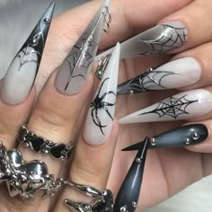 Ongles Goth, Nails Decals, French Tip Press On Nails, Witchy Nails, Gothic Nails, Goth Nails, Grunge Nails, Skin Nails