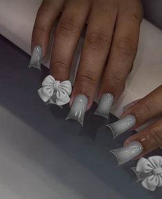 Girly Acrylic Nails White, All White Nails Acrylic, Grey And Pink Nails, Nut White Nails, Grey And White Nails, Grey Acrylic Nails