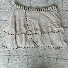 Nwt Cream/Beige Colored Mini With Studs High Waist Cream Skirt For Summer, High Waist Beige Mini Skirt For Summer, Beige High Waist Mini Skirt For Summer, Fitted Beige Summer Skirt, Trendy Beige Mini Skirt For Summer, Trendy Beige Skort For Summer, Beige Lined Skirt For Day Out, Trendy Beige Skirt For Day Out, Neutral Skirt For Summer Day Out