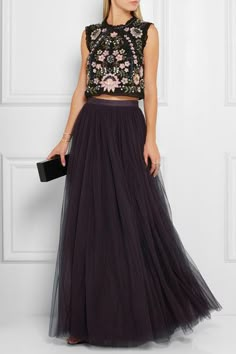 Sugar plum magic Maxi Skirt Wedding Guest Outfit, Tulle Skirts Outfit, Tulle Skirt Black, Tulle Maxi Skirt, Fiesta Outfit, Sugar Plum, Needle Thread, Merlot, Mode Inspiration