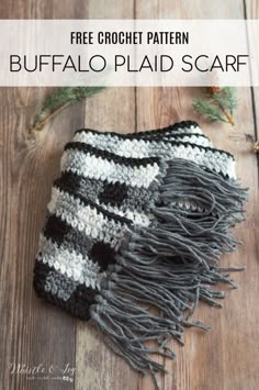 a crochet scarf with the text, free crochet pattern buffalo plaid scarf