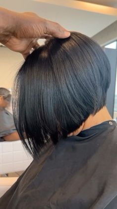 Weave Bob, Short Layered Bob Haircuts, Stacked Bob, Mohawks, Pelo Afro, Edgy Short Hair