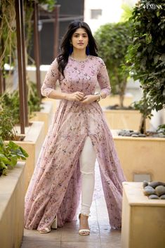 Stitching Styles, Megha Akash, Stylish Kurtis Design, Simple Kurti Designs, Long Dress Design, Indian Gowns Dresses, Indian Woman, Trendy Dress Outfits