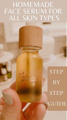 This guide is going to walk you through all your options, so you are able to make your own diy face serum! Serum Guide, Facial Serum Diy, Face Serum Recipe, Diy Face Serum, Natural Face Serum, Diy Serum