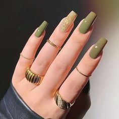 Olive Nails, Green Acrylic Nails, Nagellack Trends, Glow Nails, Naha