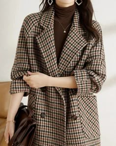 Female Suit, Woolen Coat Woman, Elegant Coats, Long Coat Women, Plaid Outfits, Women Overcoat, Plaid Coat, Loose Outfit, Woolen Coat