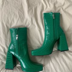 Brand New Never Work Before Crocodile Green Platform Square Toed Heel From Nasty Gal Green Go Go Boots, Green Platform Heels, Go Go Boots, Green Platform, Chappell Roan, Character References, Square Toe Heels, Green Jeans, Poison Ivy