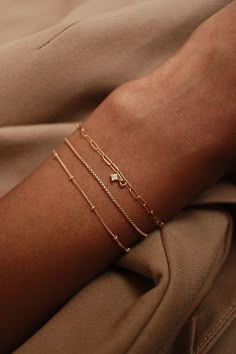 Square Link Bracelet — Divine Individual Gold Dainty Bracelets, Bracelet Trends For 2023, Stacking Bracelets Gold, Cute Dainty Bracelets, Wedding Jewelry Bracelet, Small Gold Bracelet, Simple Jewelry Bracelet, Dainty Gold Bracelet Classy, Gold And Silver Bracelets Mixing