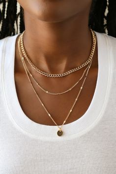 Three Necklace Set Gold, Womens Jewelry Trends 2022, Multiple Gold Necklaces, Popular Jewelry Trends 2022, Top Jewelry Trends 2023, Women’s Jewelry, Gold Jewelry Necklace Set, Jewelry Aesthetic Necklaces, Stacked Necklaces Gold