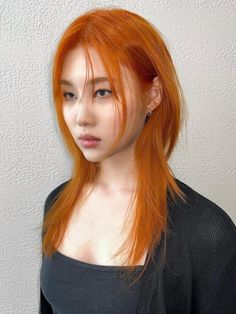 Colorful Layered Cut (Orange) Hush Cut Medium Length, Long Hush Haircut, Orange Hair Makeup, Hush Cut Hair Long, Hush Cut Hair Short, Hush Cut With Bangs, Korean Hush Cut, Hush Haircut, Fox Haircut