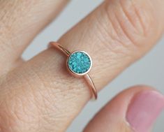 Turquoise Engagement Ring, Engagement Ring Simple, Turquoise Ring Engagement, Gold Body Chain, Turquoise Gold Ring, Gold Bodies, Ring Turquoise, Ring Simple, Ring Rose Gold