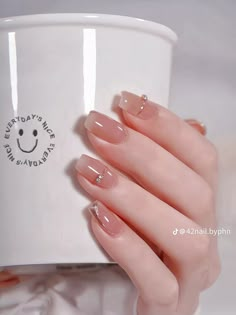 Bridal Nails Wedding Elegant, How To Paint Nails, Pink Almond Nails, Beige Nail, Elegant Touch Nails, Paint Nails, Band Nails, Subtle Nails