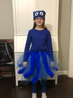 Octopus Diy Costume, Beach Costume Ideas, Octopus Costume Diy, Preschool Hacks, Under The Sea Costume, Octopus Diy, Squid Costume