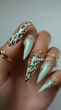 Unleash Your Wild Side with Leopard Nails Today! Leopard Nails Tutorial, 2025 Nails, Leopard Nail Designs, Nails Painted, Pedi Ideas, Animal Print Nails Art, Long Stiletto Nails, Queen Nails