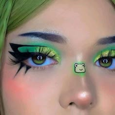 Makeup Kawaii, Halloweenský Makeup, Makeup Drawing, Cute Eye Makeup, Indie Makeup, Graphic Makeup, Swag Makeup, Smink Inspiration, Eye Makeup Pictures